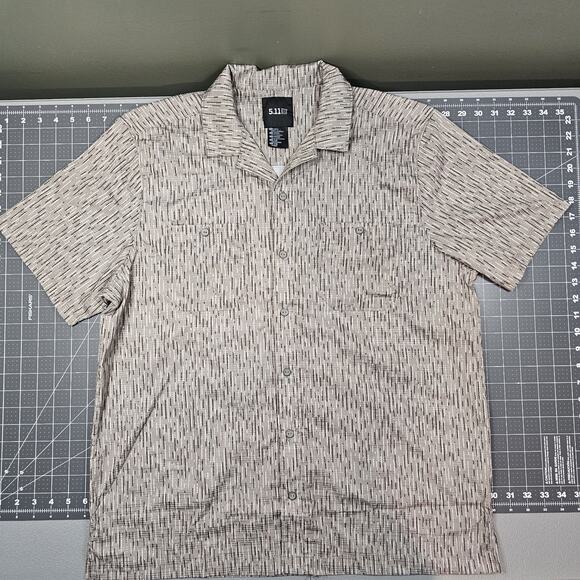 511 Tactical Shirt Large Geometric Camouflage Covert Button Concealed Carry Leo - Picture 1 of 12